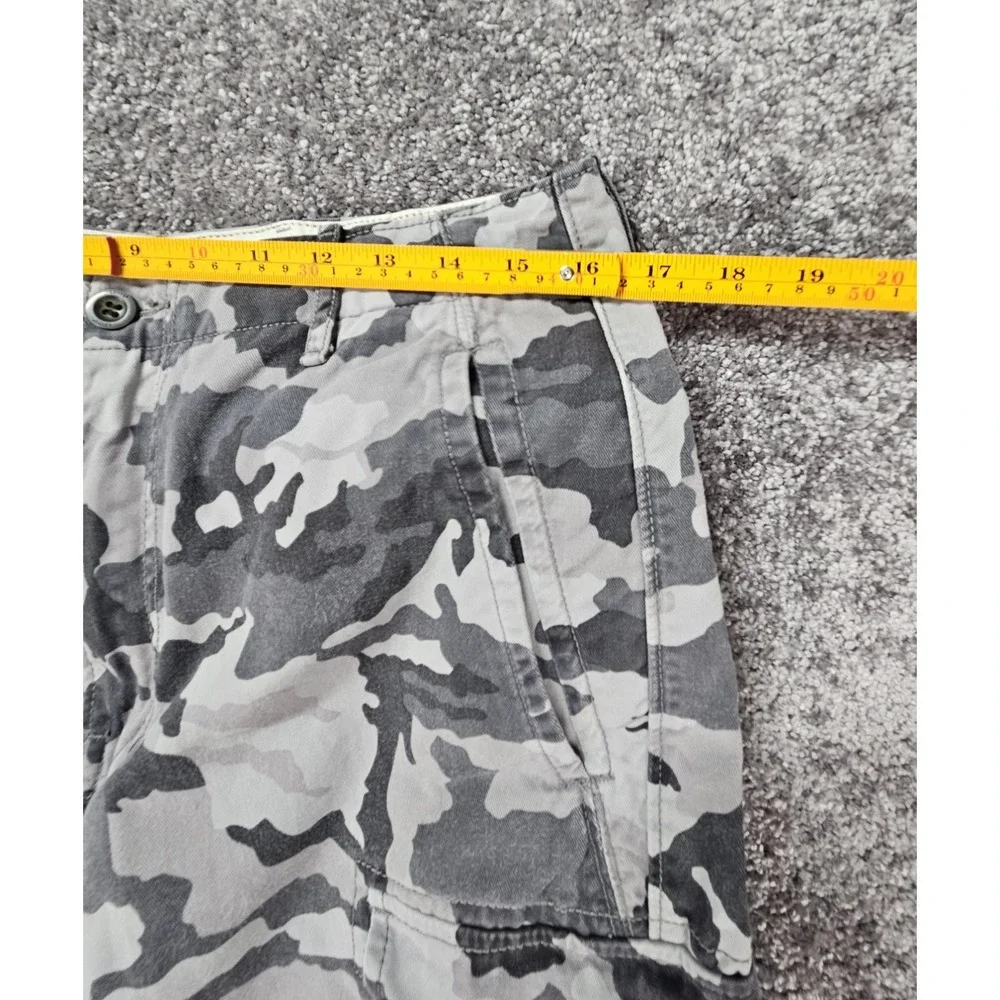 Levi's Ace Cargo Pants Men's Fits 32x29 Tag 32x32 Gray Camo White Tab Utility